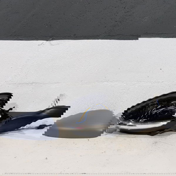 Retrovisor Direito Peugeot 208 2013 2020 Com Pisca