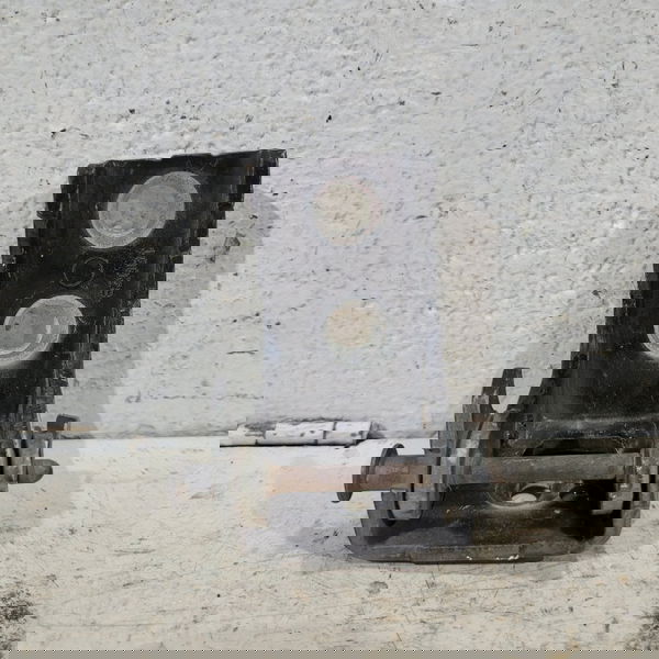 Dobradiça Inferior Porta Traseira Direita Citroen C3 2009