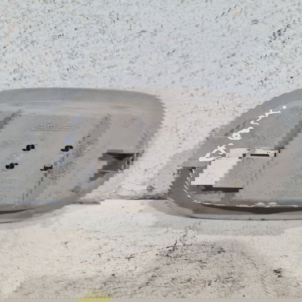 Luz Cortesia Central Renault Clio Sedan 2007