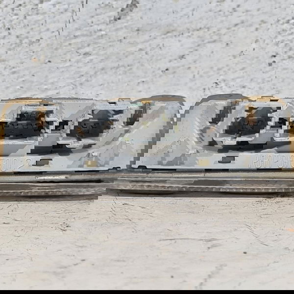 Luz Cortezia Citroen Xsara Picasso 2011