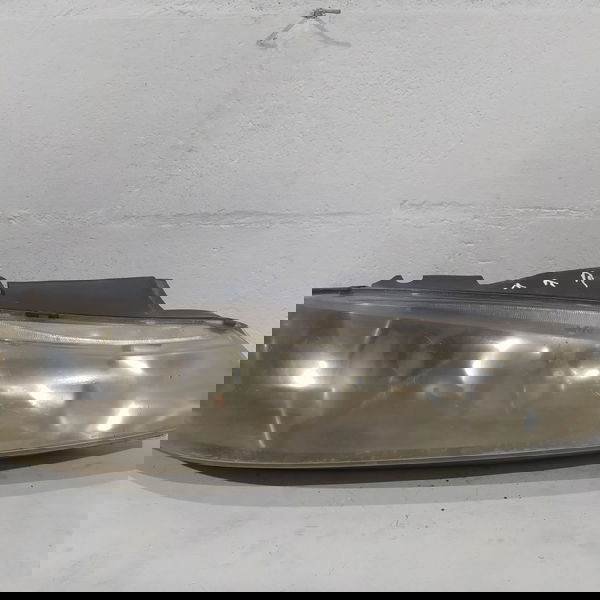 Farol Dianteiro Direito Peugeot 406 2001 Com Detalhe