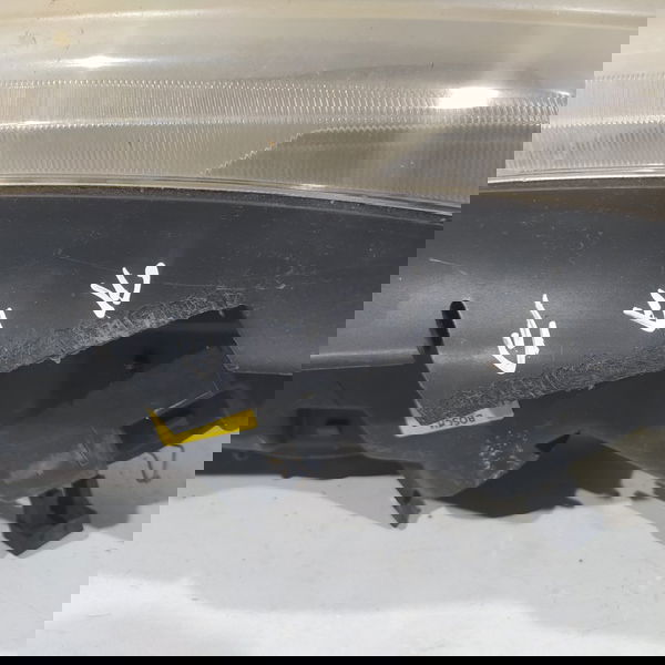 Farol Dianteiro Direito Peugeot 406 2001 Com Detalhe