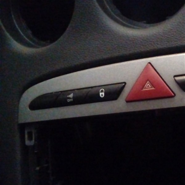 Botão Moldura Completa Pisca Alerta Peugeot 408 2013