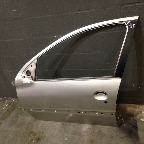 Porta Dianteira Esquerda Peugeot 207 2008