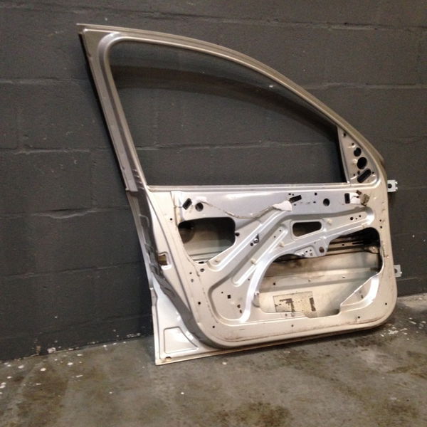 Porta Dianteira Esquerda Peugeot 207 2008