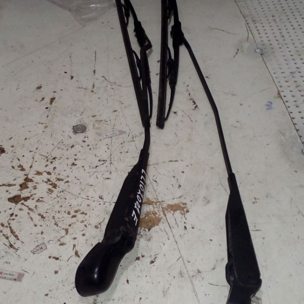 Braços Limpador Renault Clio Unidade