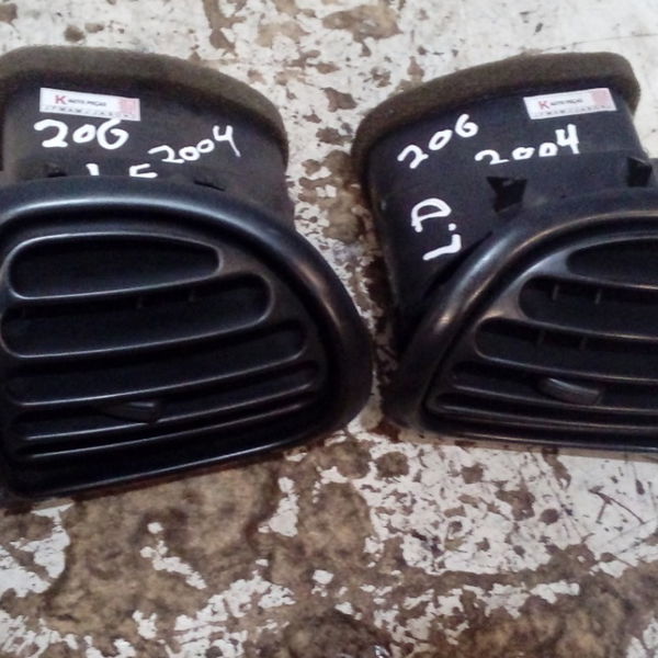 Difusor Saida De Ar Lado Direito/esquerdo Peugeot 206