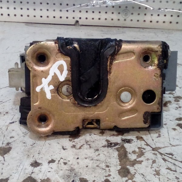 Fechadura Traseira Direita Renault Scenic 2001