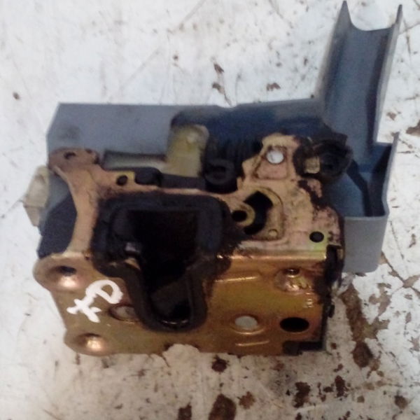 Fechadura Traseira Direita Renault Scenic 2001