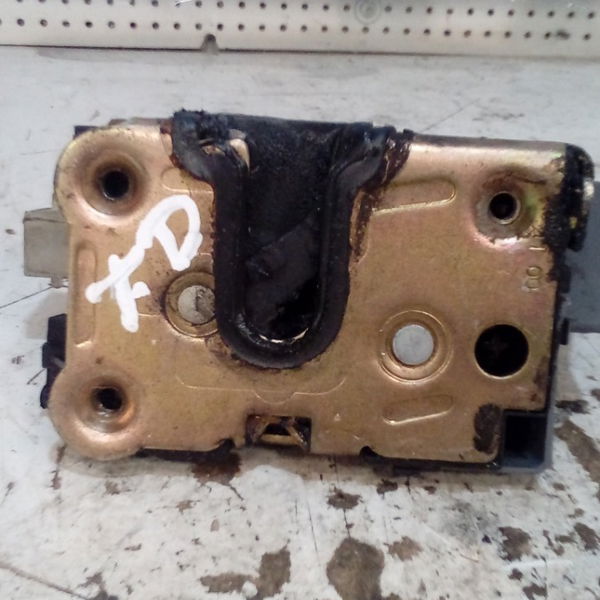 Fechadura Traseira Direita Renault Scenic 2001