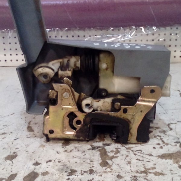 Fechadura Traseira Esquerda Renault Scenic  2001