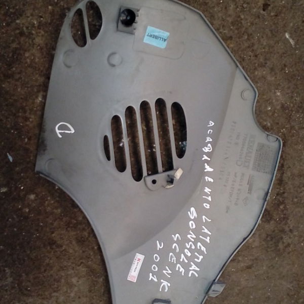 Acabalento Lateral Direito Console Renault Scenic 1.6