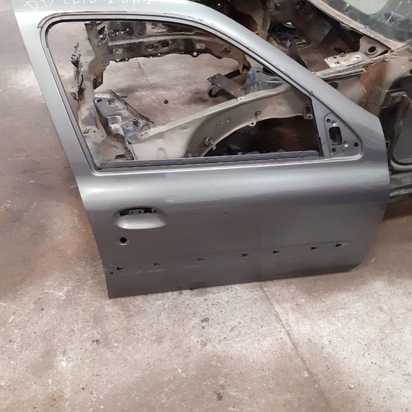 Porta Dianteira Direita Renault Clio 1.0 8v 2000