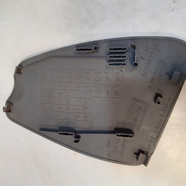 Tampa Caixa Fusivel Clio 1.0 8v 2000