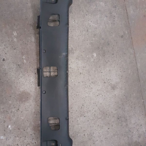 Moldura Acabemento Porta Malas Renault Clio 1.0 8v 2000