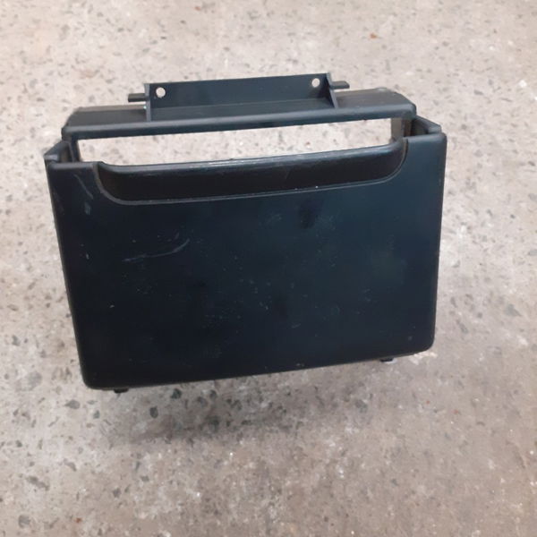 Moldura Tampa Frontal S/ Radio Renault Laguna