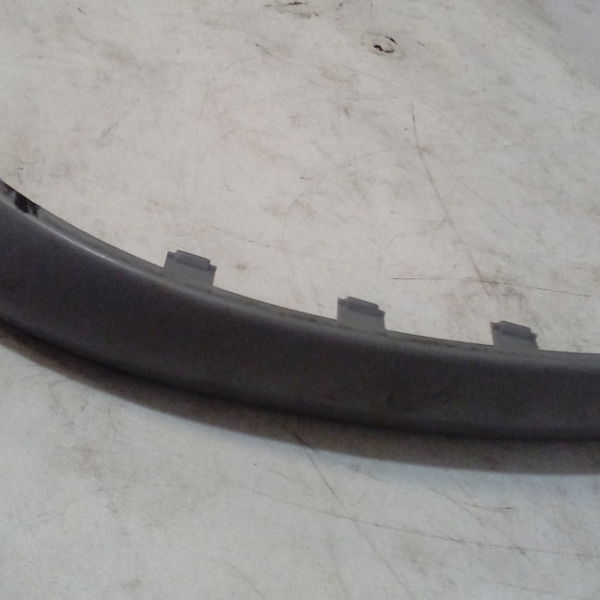 Moldura Dianteiro Direito Puxador Xsara Picasso 1.6 16v