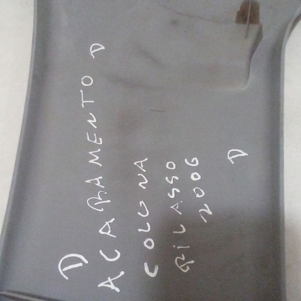 Acabamento Coluna Lateral Lado Direito Xsara Picasso Unidade