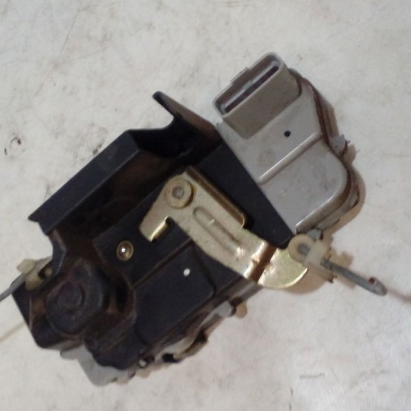 Fechadura Externa Traseira Esquerda Citroen Xsara Picasso