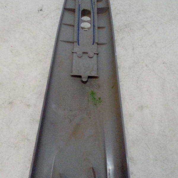 Acabamento Coluna Lateral Esquerda Xsara Picasso 1.6 16v