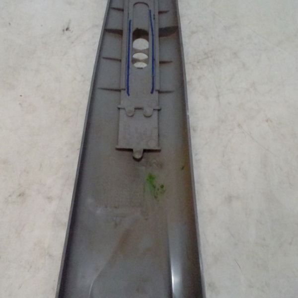 Acabamento Coluna Lateral Esquerda Xsara Picasso 1.6 16v
