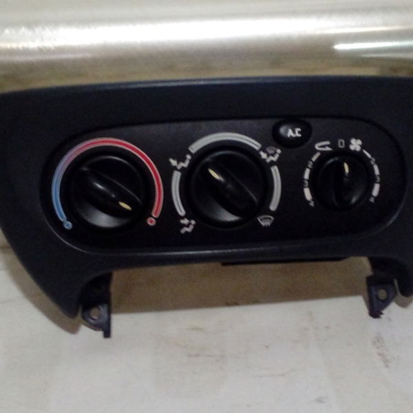 Comando Ar Condicionado Renault Megane Original 2003/2005