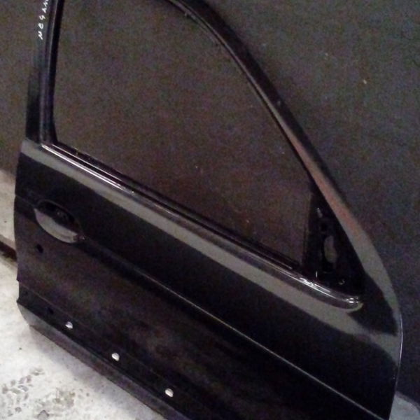 Porta Dianteira Direita Renault Megane 2005