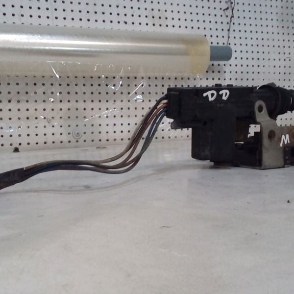 Fechadura Dianteira Direita Renault Megane 03/05