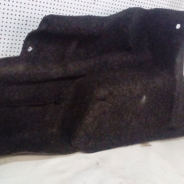 Carpe Lateral Esquerdo Porta Malas Renault Megane 2003/2005