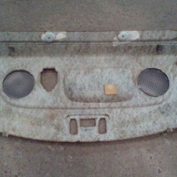 Tampao Traseiro Bagagito Renault Megane 2003/2005