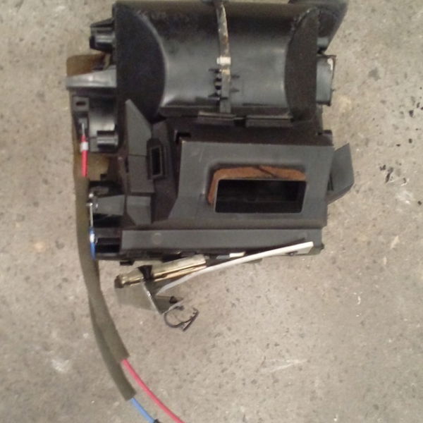 Caixa De Ventilação Evaporadora Renault Megane 2.0 16v