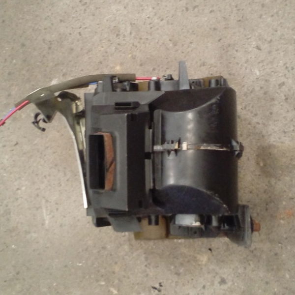 Caixa De Ventilação Evaporadora Renault Megane 2.0 16v