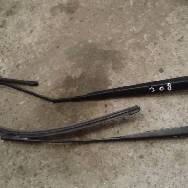 Braço Limpador Peugeot 208 * Unidade