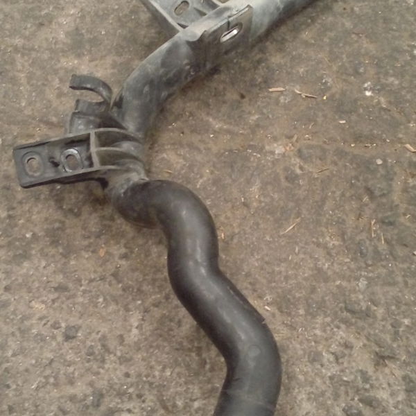 Cano De Agua Peugeot 208 1.5