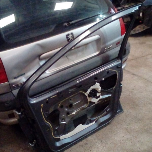 Porta Dianteira Direita Peugeot 307