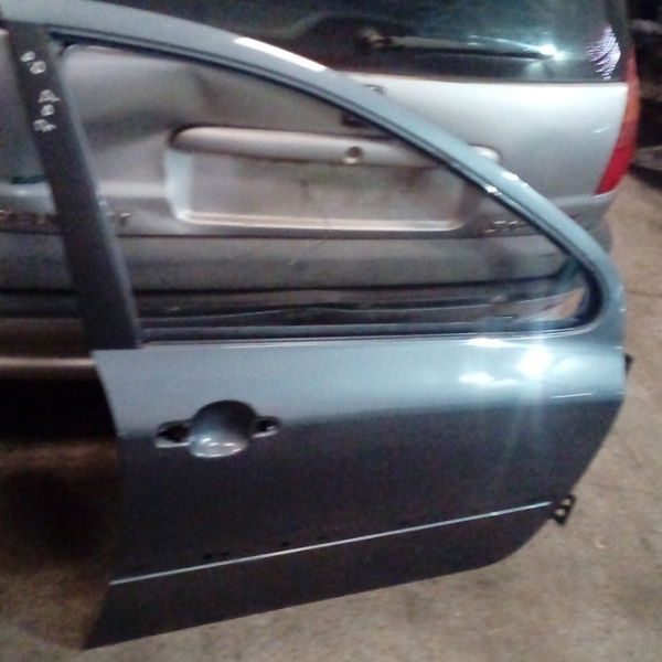 Porta Dianteira Direita Peugeot 307