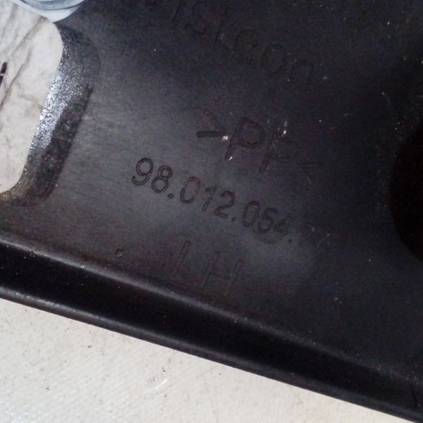 Acabamento Puxador Lado Esquerdo Peugeot 208 9801205477