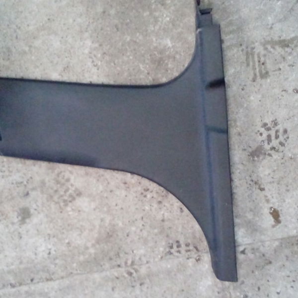 Moldura Coluna Acabamento Dianteiro Esquerdo Peugeot 208
