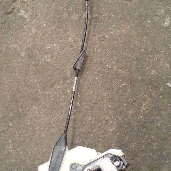 Trava Porta Trasaeiro Direito Peugeot 208