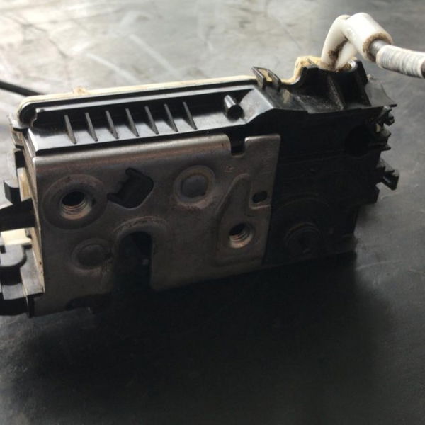 Fechadura Elétrica Dianteira Direita Peugeot 208