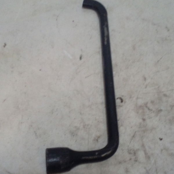 Chave De Roda Original Peugeot 208