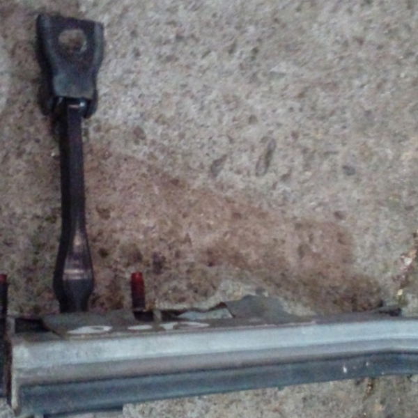 Limitador De Porta Traseiro Esquerdo Peugeot 208