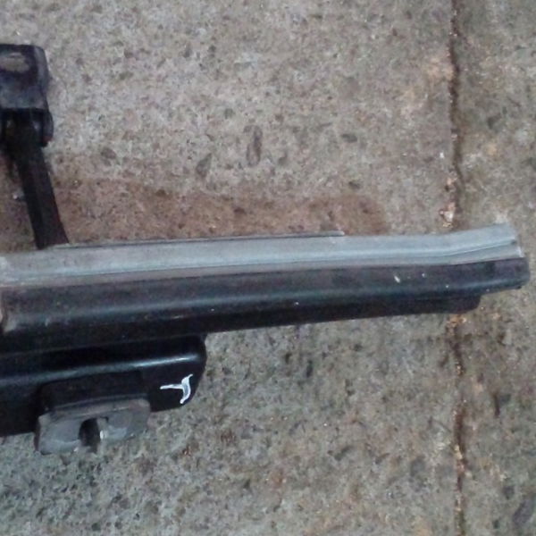 Limitador De Porta Traseiro Esquerdo Peugeot 208