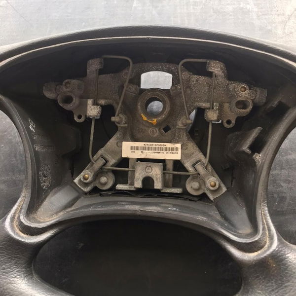 Volante Do Motorista Xsara Picasso Com Desgaste Para Reforma