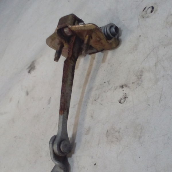 Limitador Porta Dianteiro/traseiro E/d Peugeot 307 *unitario