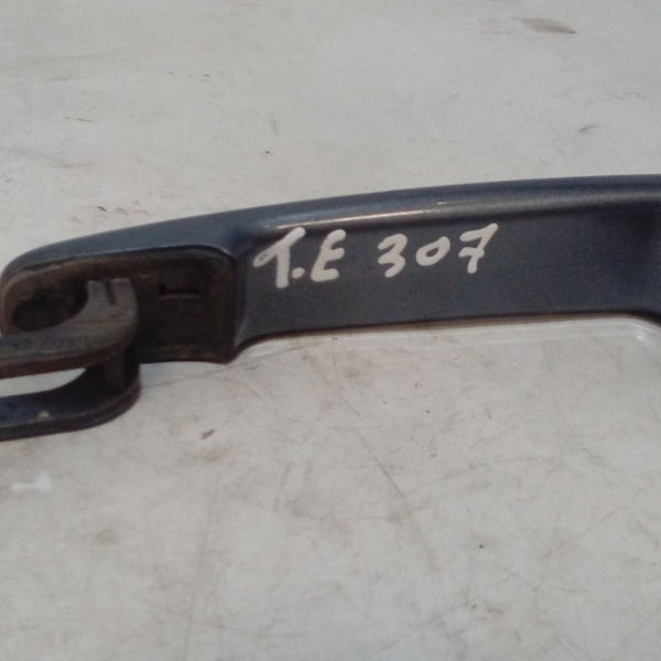 Moldura Capa Da Maçaneta Traseira Esquerda Peugeot 307