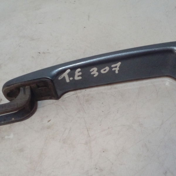 Moldura Capa Da Maçaneta Traseira Esquerda Peugeot 307