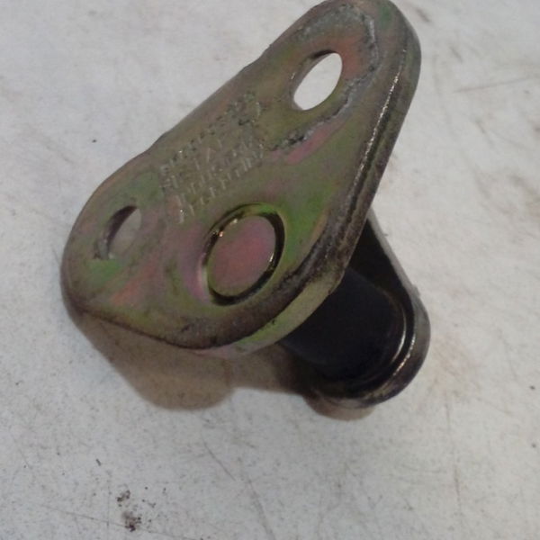Trinco Batente Porta Dianteira Direita Peugeot 307