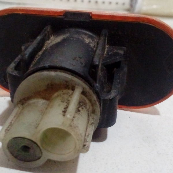 Pisca Lateral Para Lama Esq/direi Renault *valor Unitario