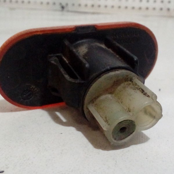 Pisca Lateral Para Lama Esq/direi Renault *valor Unitario